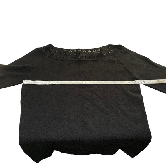 Dana Buchman Black Top Long Sleeve Grommet Detail Neckline Size Medium - Picture 7 of 8